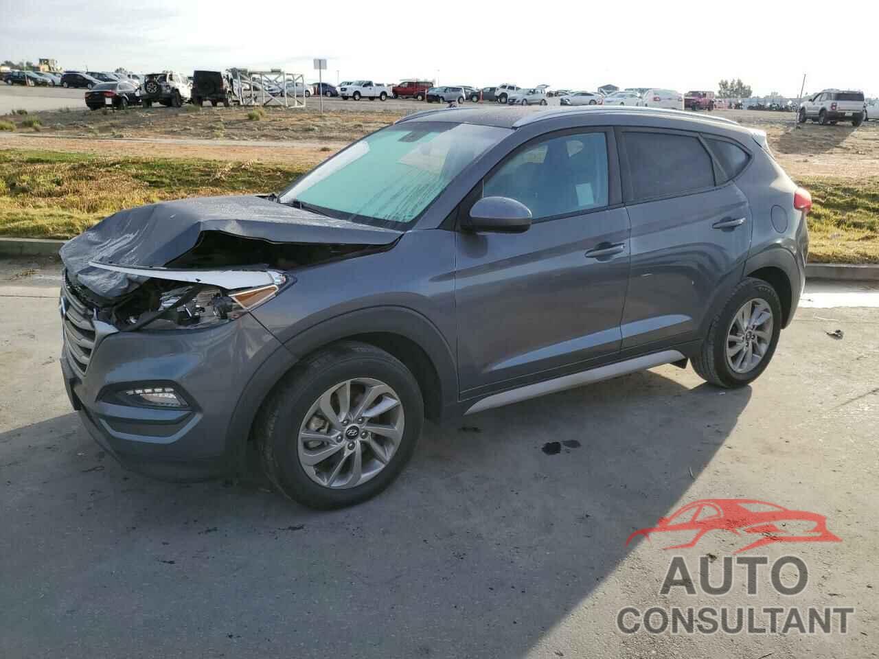 HYUNDAI TUCSON 2018 - KM8J33A48JU726418