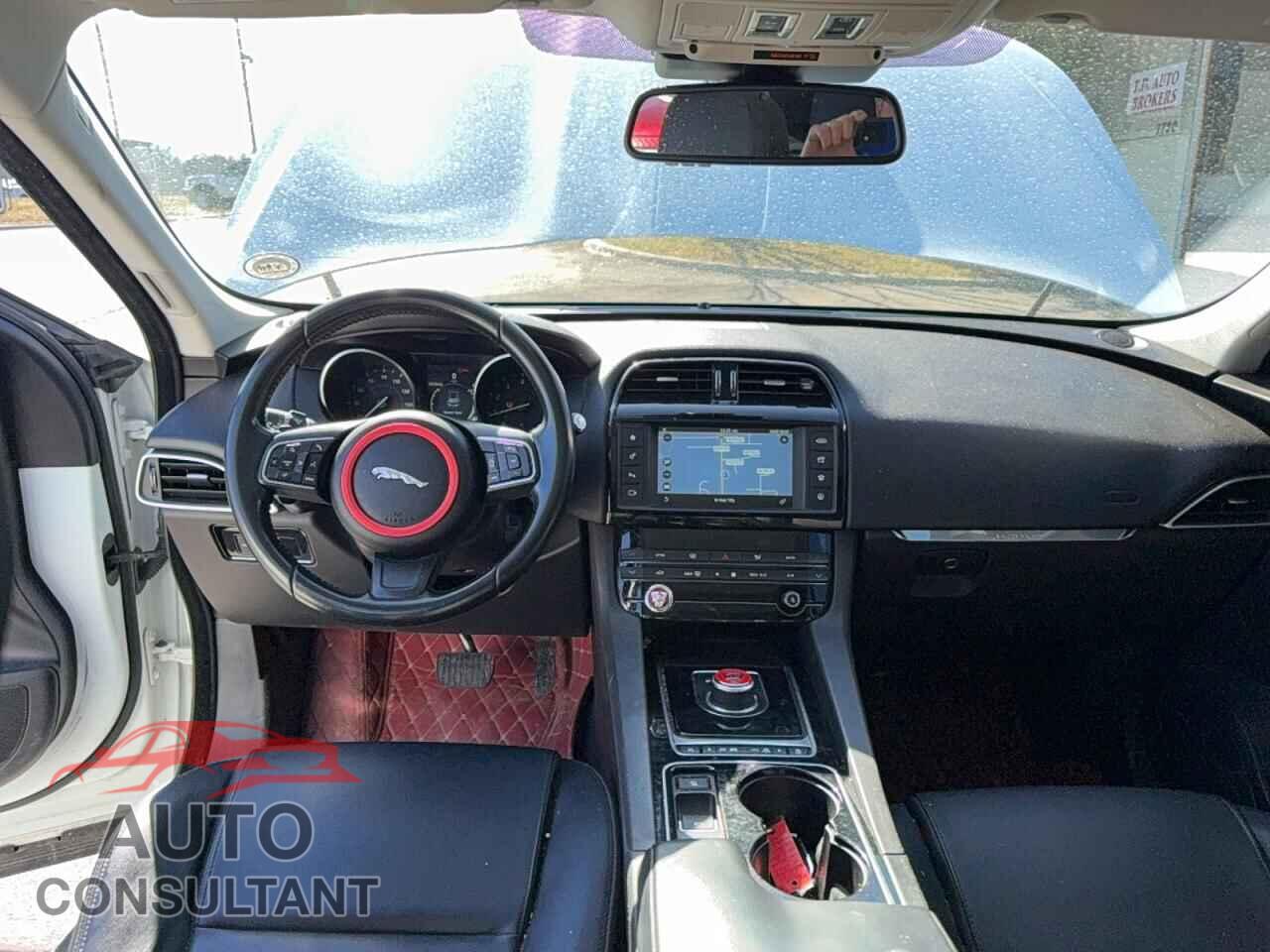 JAGUAR F-PACE 2017 - SADCJ2BV6HA054959