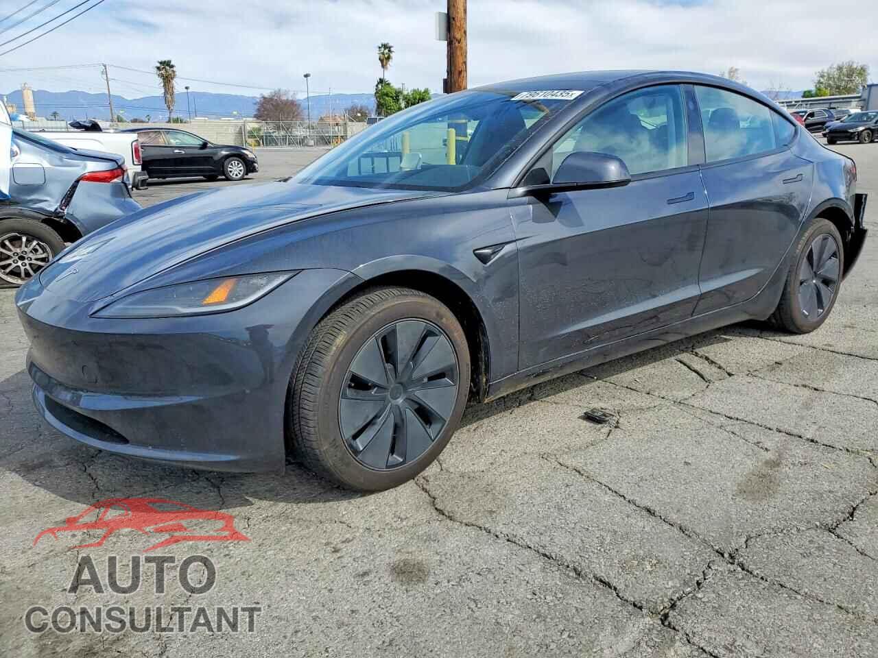 TESLA MODEL 3 2024 - 5YJ3E1EA4RF725315