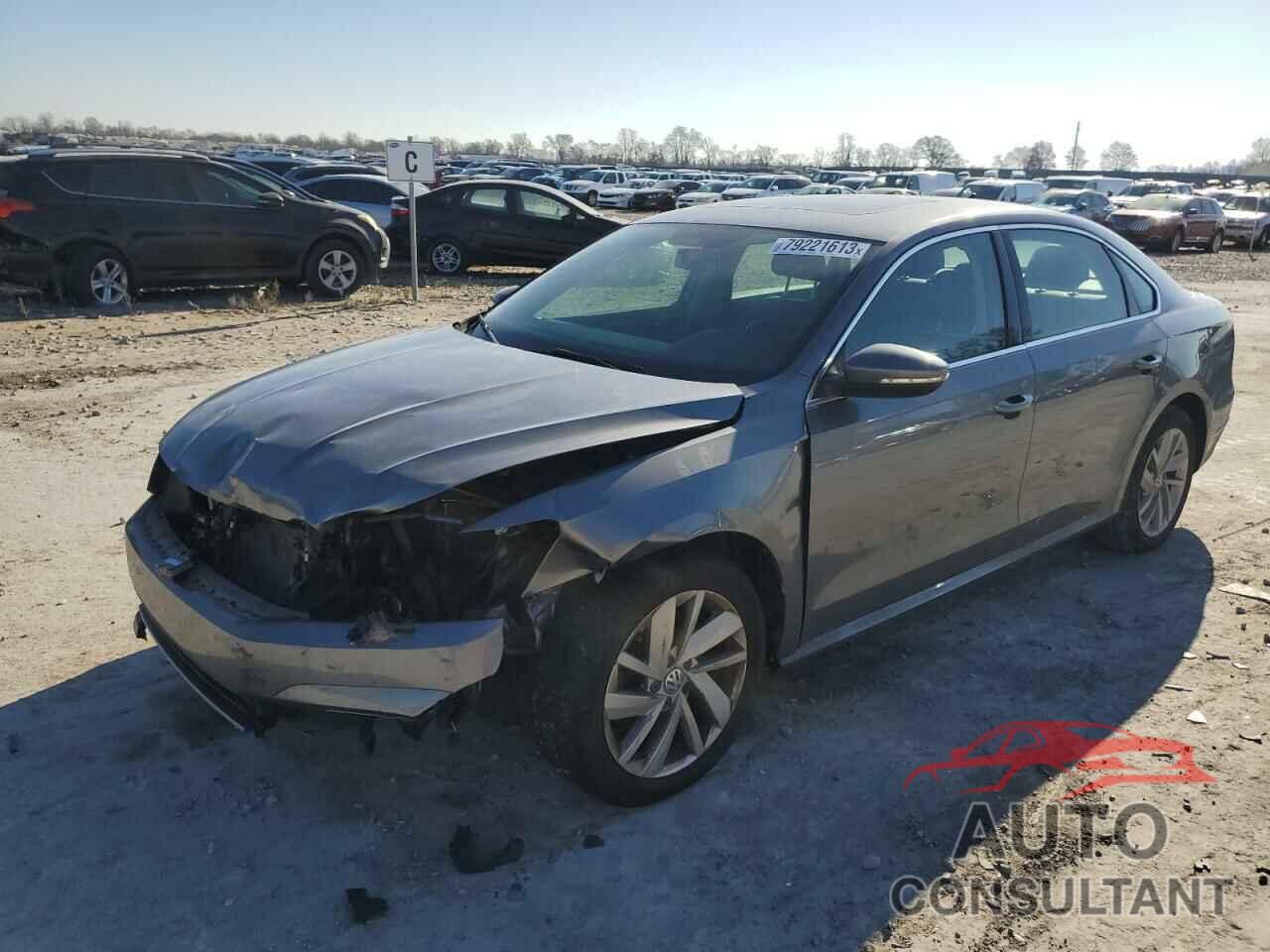 VOLKSWAGEN PASSAT 2018 - 1VWBA7A35JC015601