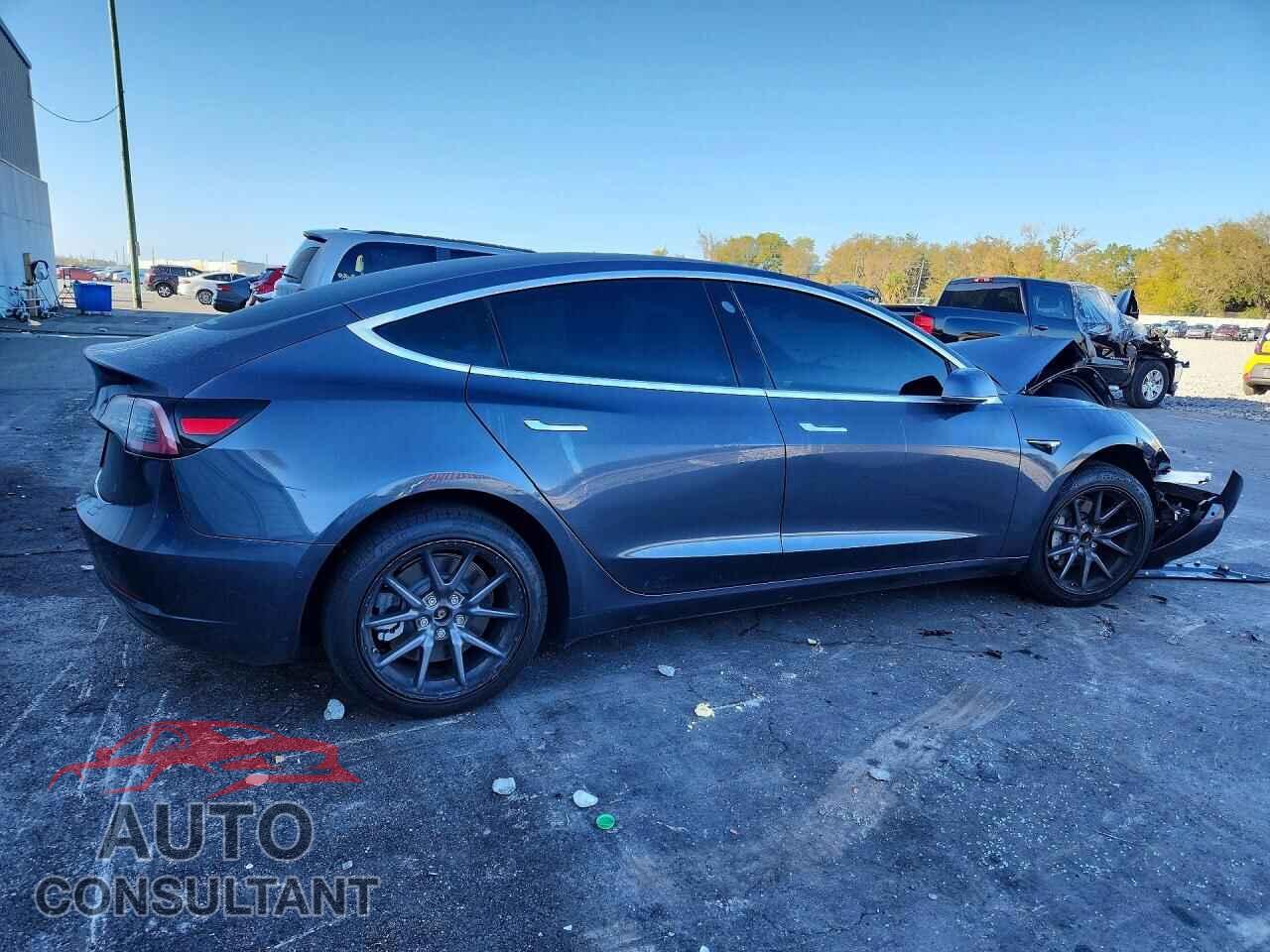 TESLA MODEL 3 2019 - 5YJ3E1EA5KF308095