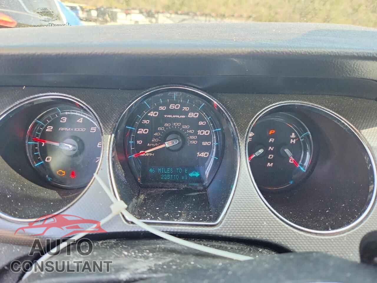 FORD TAURUS 2011 - 1FAHP2EW2BG115500