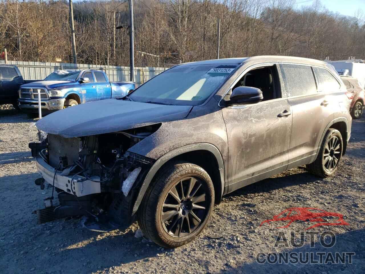 TOYOTA HIGHLANDER 2019 - 5TDJZRFH9KS571093