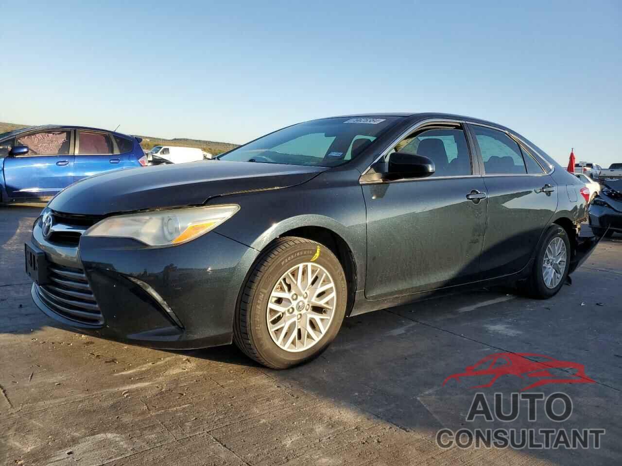 TOYOTA CAMRY 2016 - 4T4BF1FKXGR542393