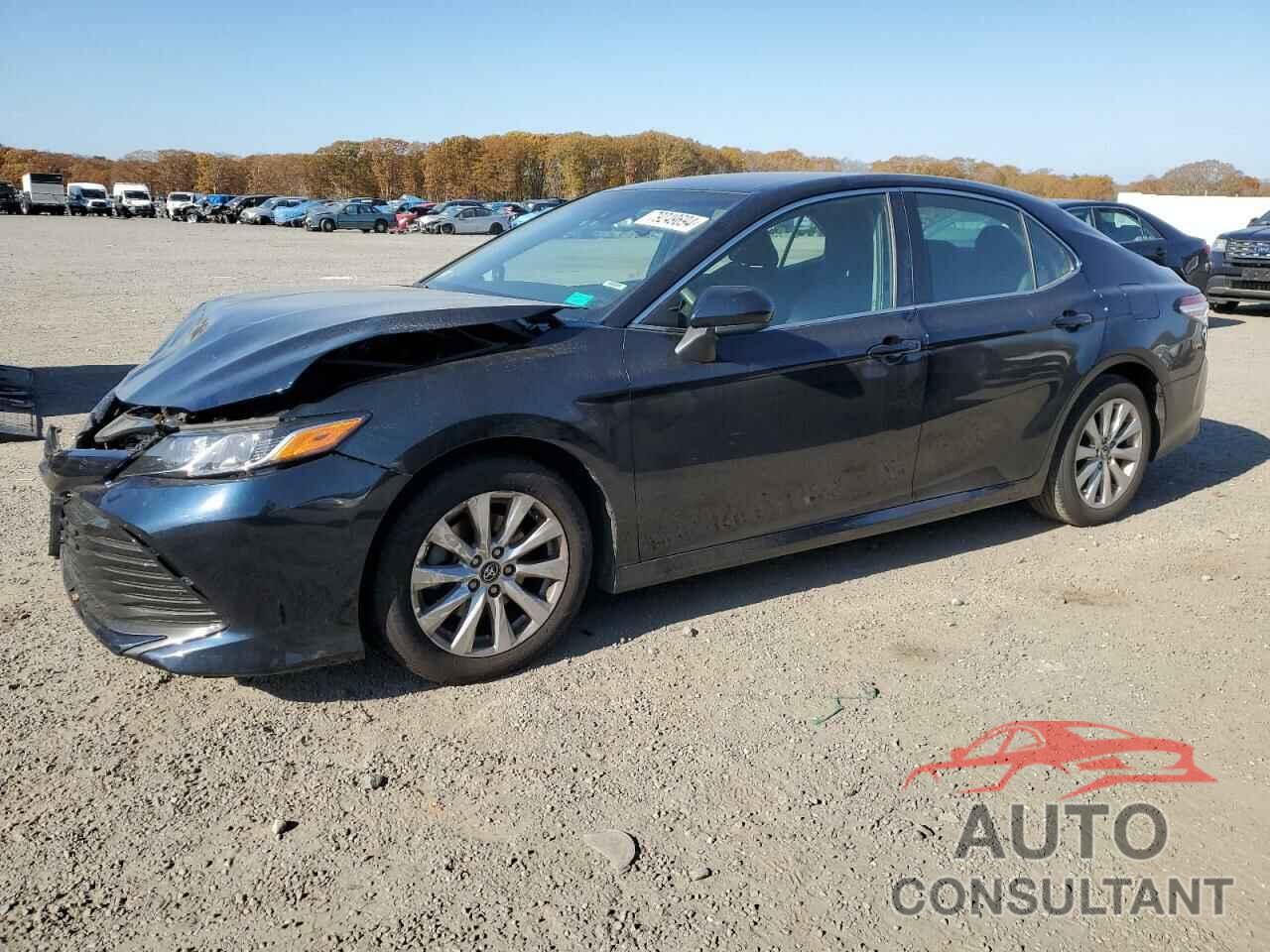 TOYOTA CAMRY 2018 - 4T1B11HK6JU529153