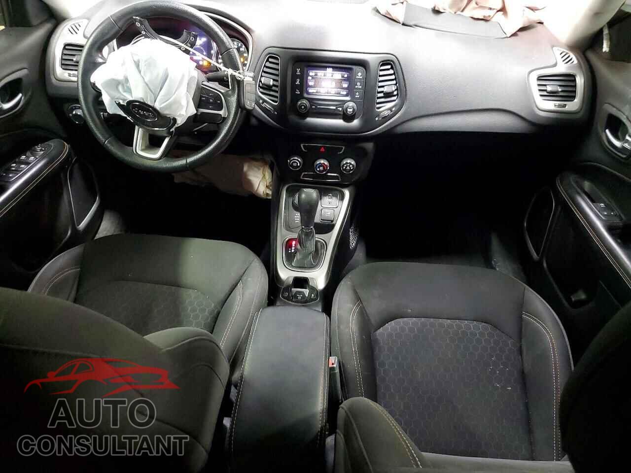 JEEP COMPASS 2017 - 3C4NJDAB8HT642281