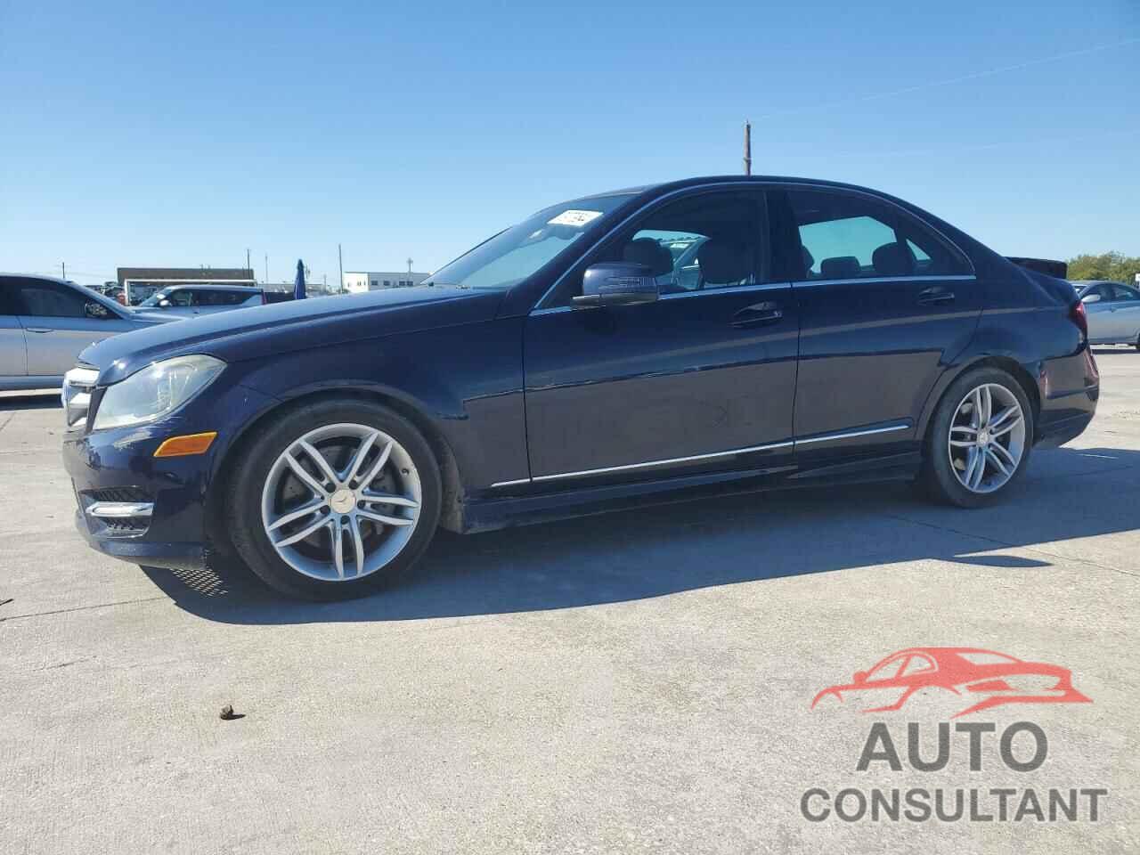MERCEDES-BENZ C-CLASS 2013 - WDDGF8AB6DR253892