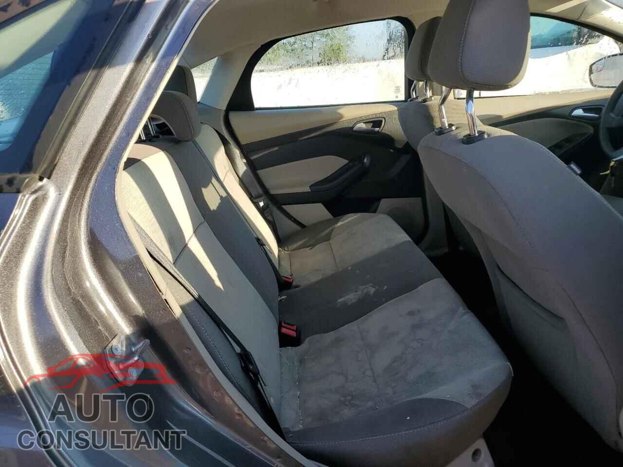 FORD FOCUS 2012 - 1FAHP3F2XCL293066