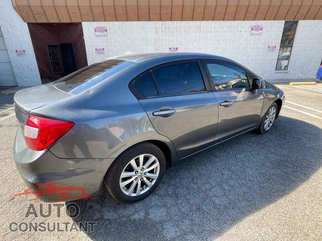 HONDA CIVIC 2012 - 19XFB2F86CE365677