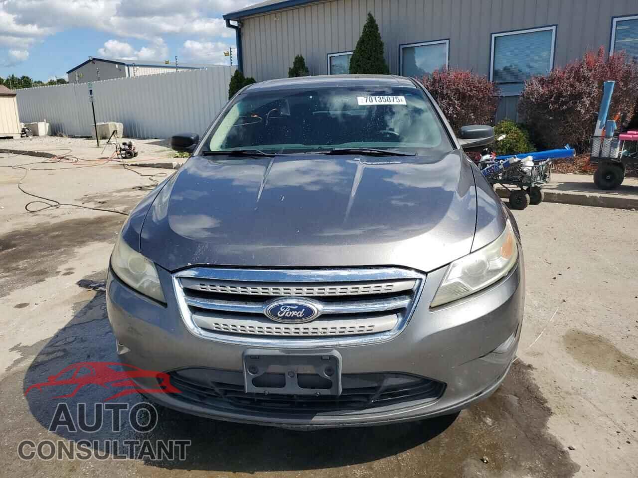 FORD TAURUS 2011 - 1FAHP2DW9BG144591