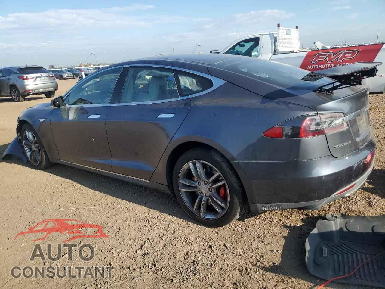 TESLA MODEL S 2014 - 5YJSA1H22EFP67973