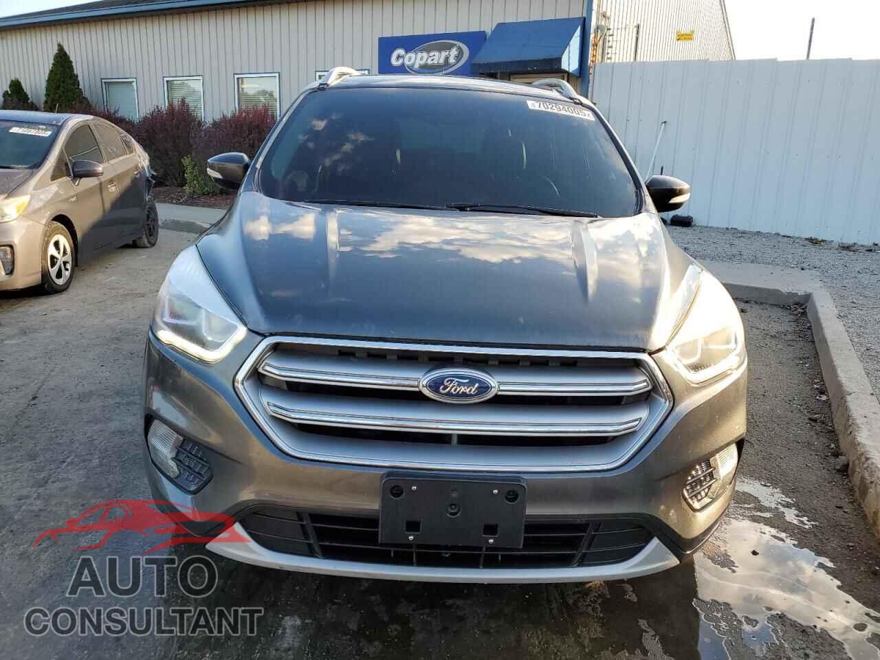 FORD ESCAPE 2017 - 1FMCU0J95HUF04106
