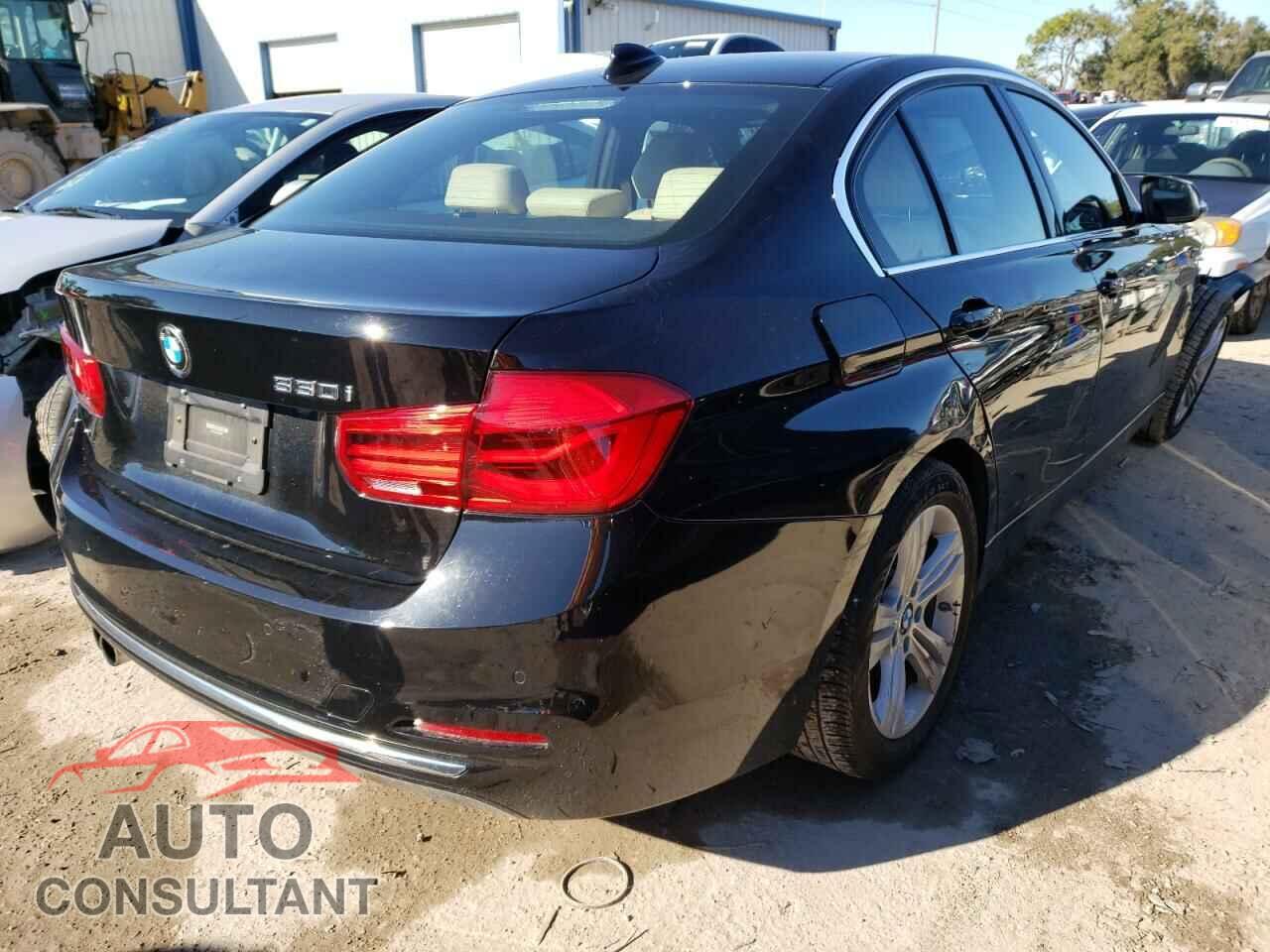 BMW 3 SERIES 2018 - WBA8B9C58JEE82083