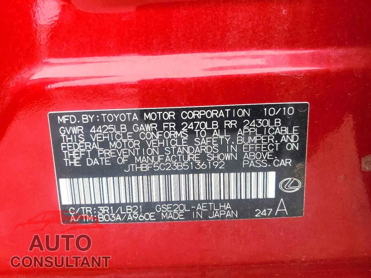 LEXUS IS 2011 - JTHBF5C23B5136192