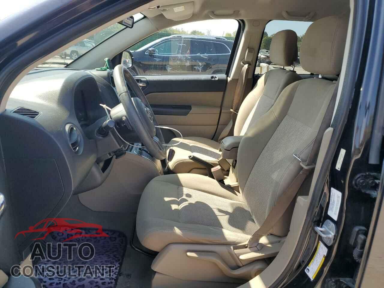 JEEP COMPASS 2011 - 1J4NF1FB2BD226159