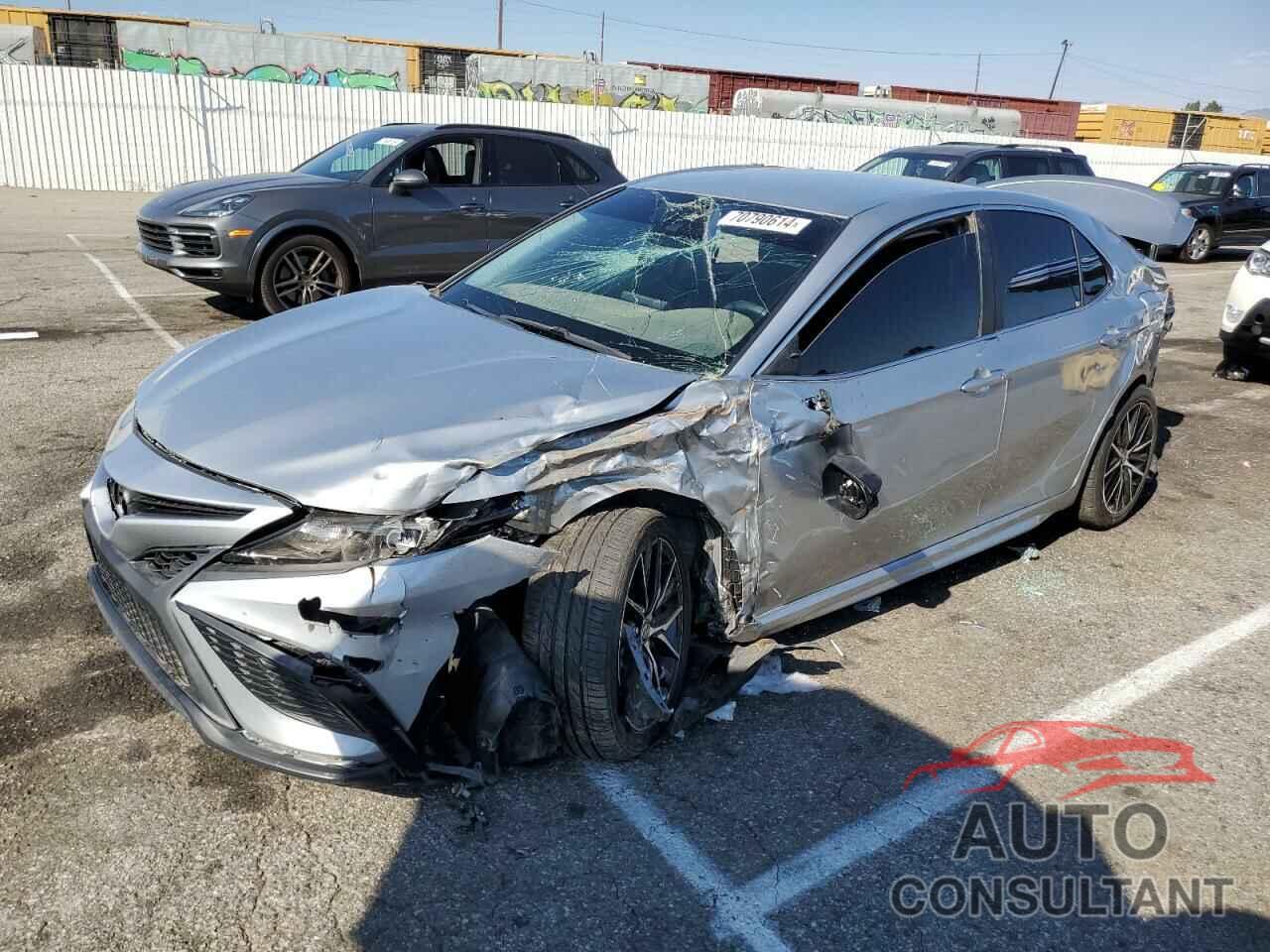 TOYOTA CAMRY 2021 - 4T1G11AK3MU418113