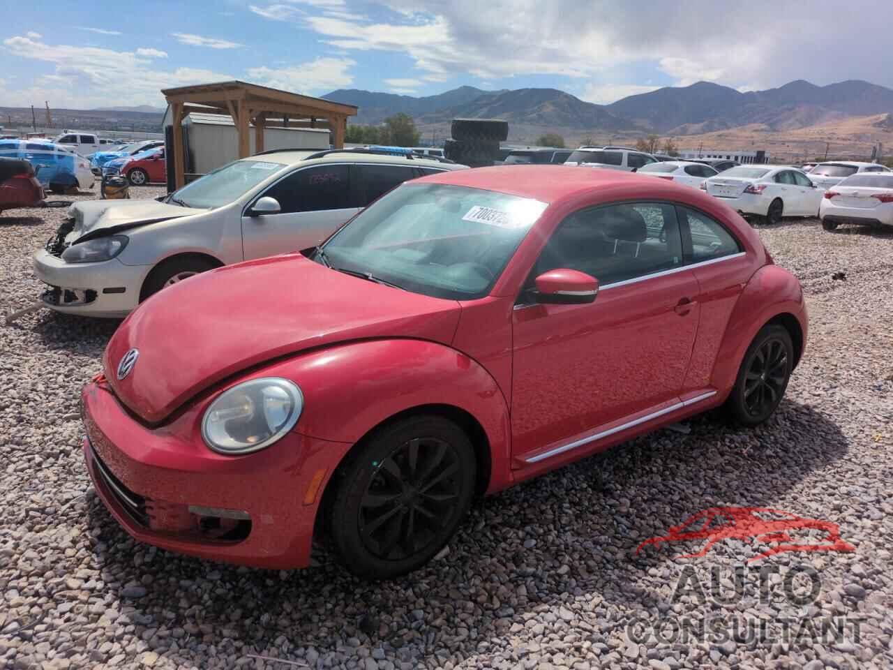 VOLKSWAGEN BEETLE 2013 - 3VWJL7AT9DM608807