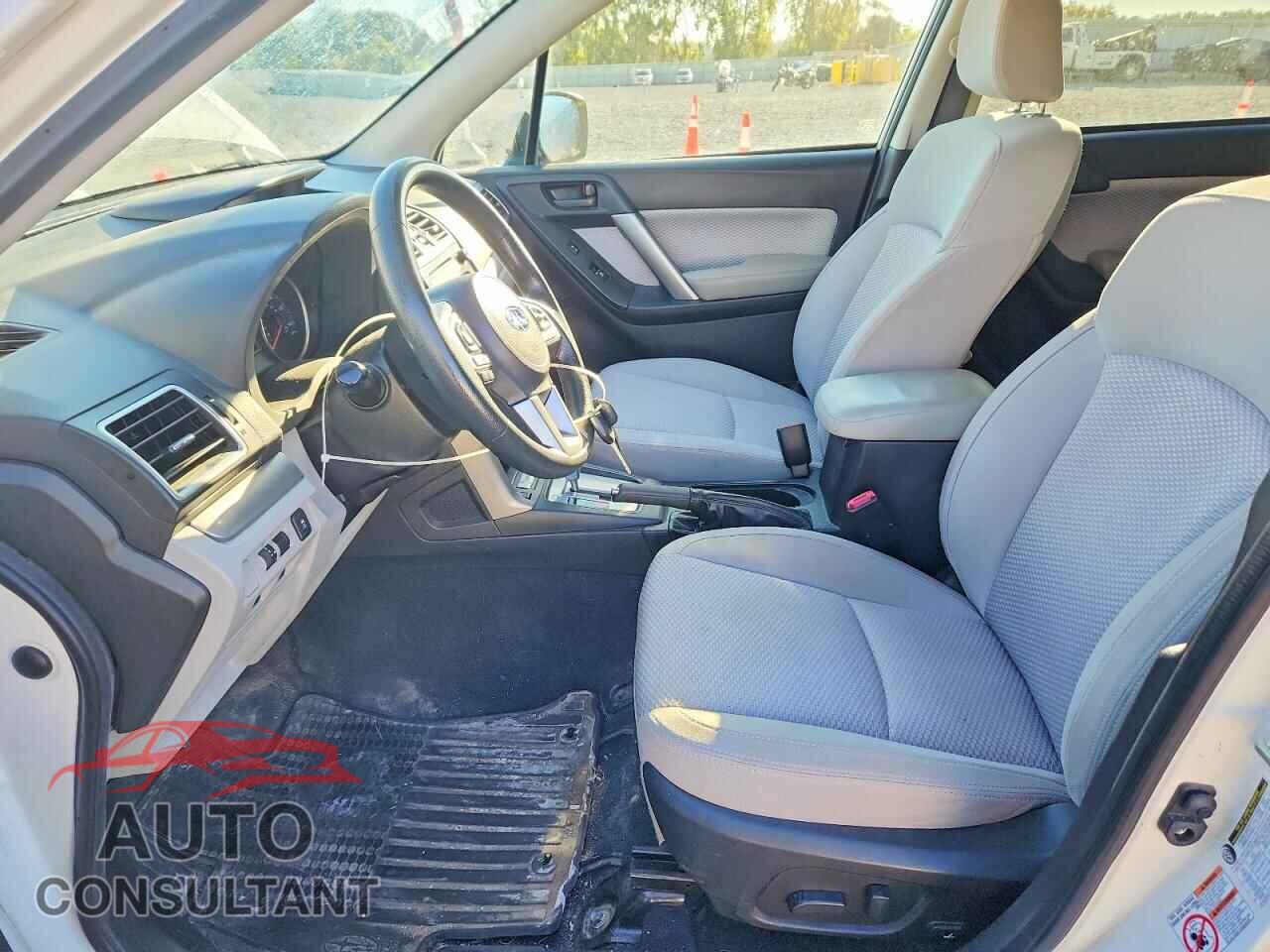 SUBARU FORESTER 2017 - JF2SJAEC8HH552391