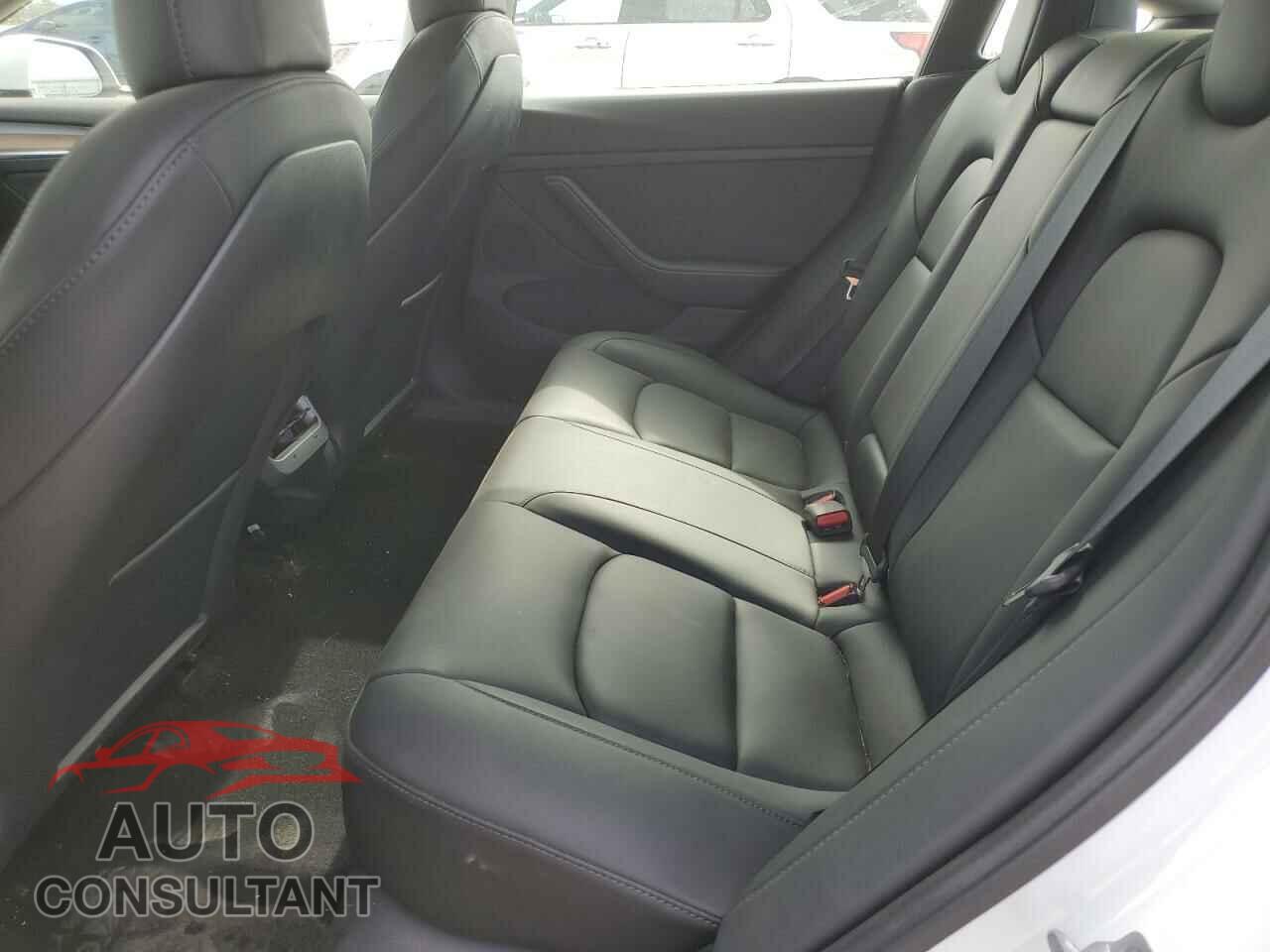 TESLA MODEL 3 2021 - 5YJ3E1EB0MF150342