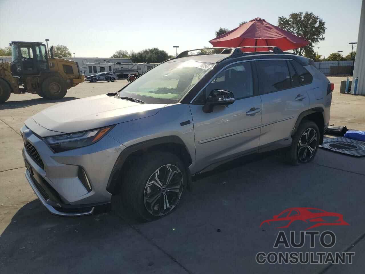 TOYOTA RAV4 2024 - JTMEB3FVXRD196684