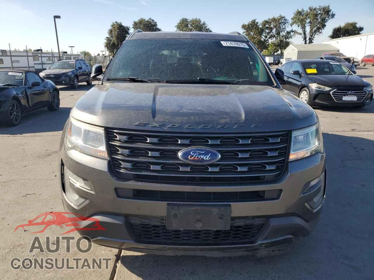 FORD EXPLORER 2017 - 1FM5K7D80HGA12785