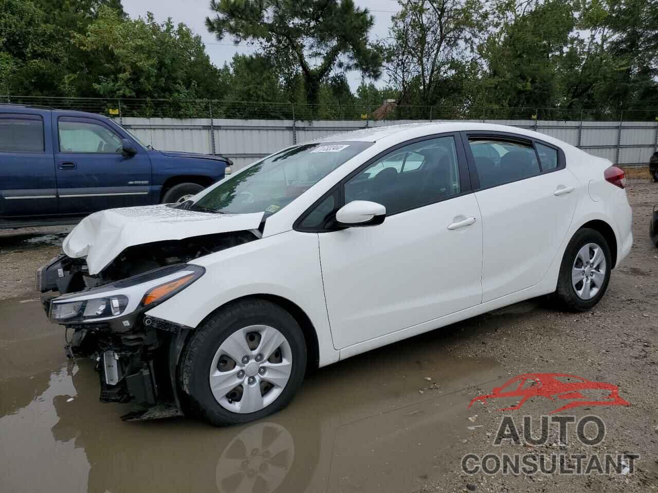 KIA FORTE 2018 - 3KPFK4A70JE268997