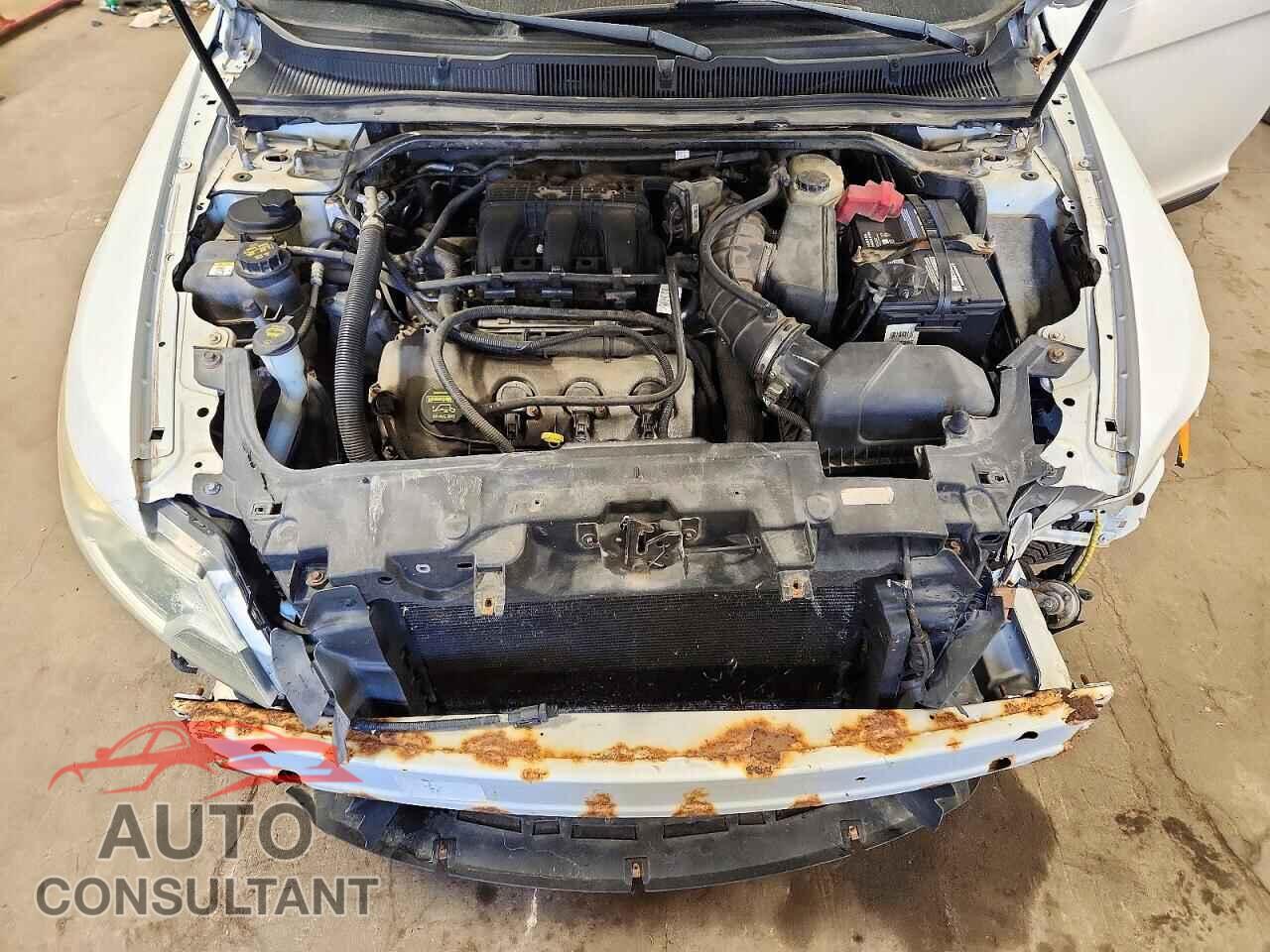 FORD TAURUS 2011 - 1FAHP2FW3BG113365