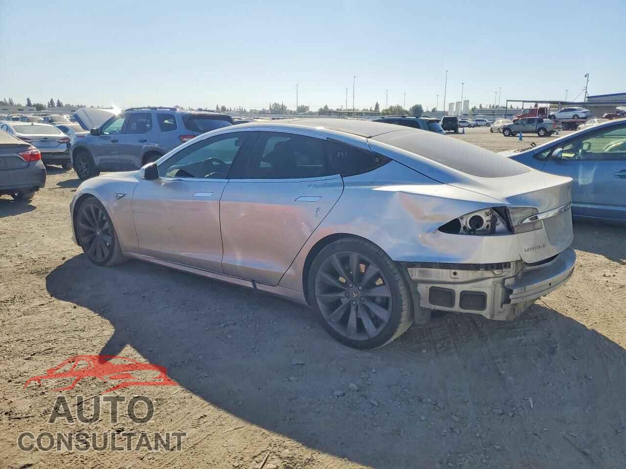 TESLA MODEL S 2016 - 5YJSA1E28GF151718