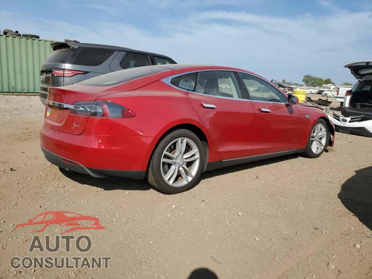TESLA MODEL S 2015 - 5YJSA1E23FF108872