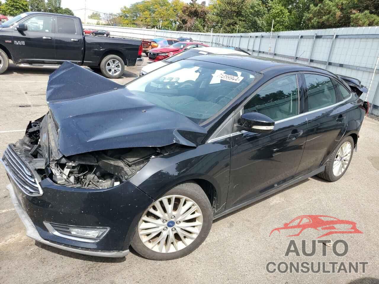 FORD FOCUS 2018 - 1FADP3J23JL235397