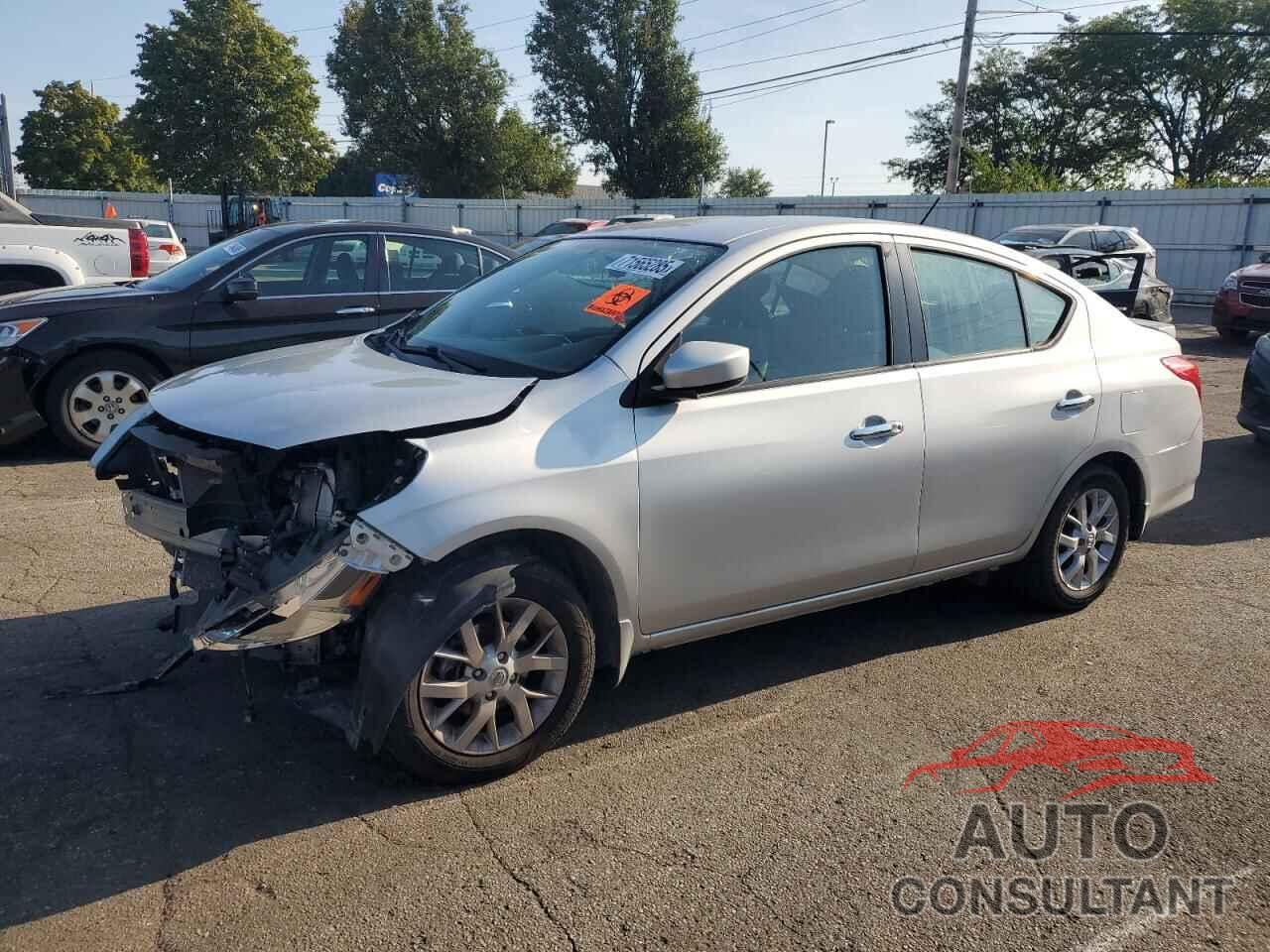 NISSAN VERSA 2017 - 3N1CN7AP4HL846216