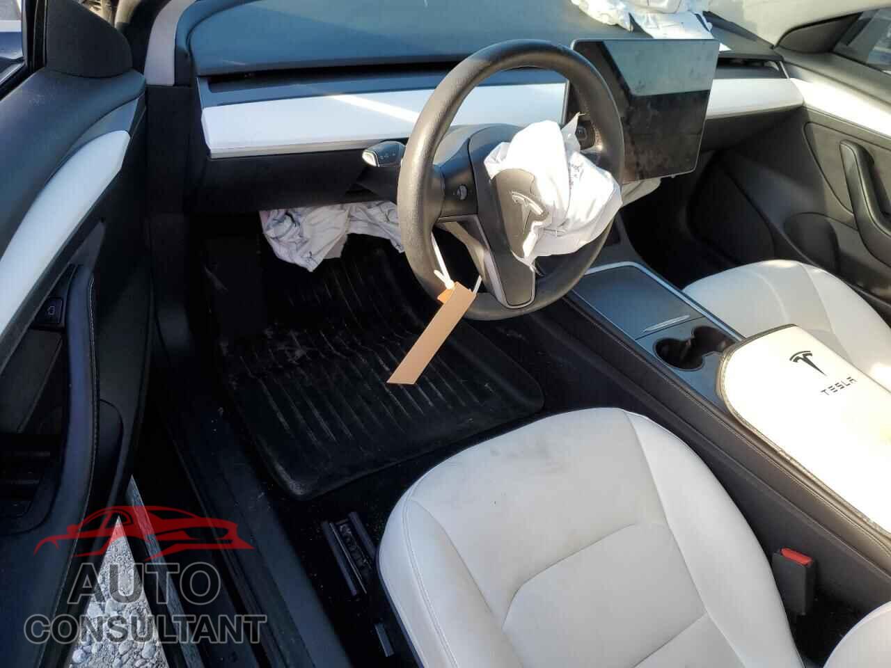 TESLA MODEL 3 2021 - 5YJ3E1EA0MF982805