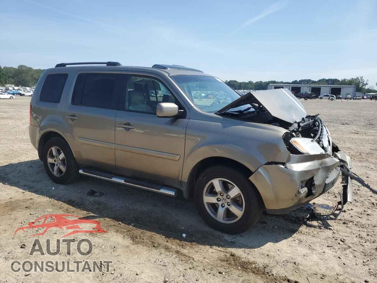 HONDA PILOT 2010 - 5FNYF3H56AB019500