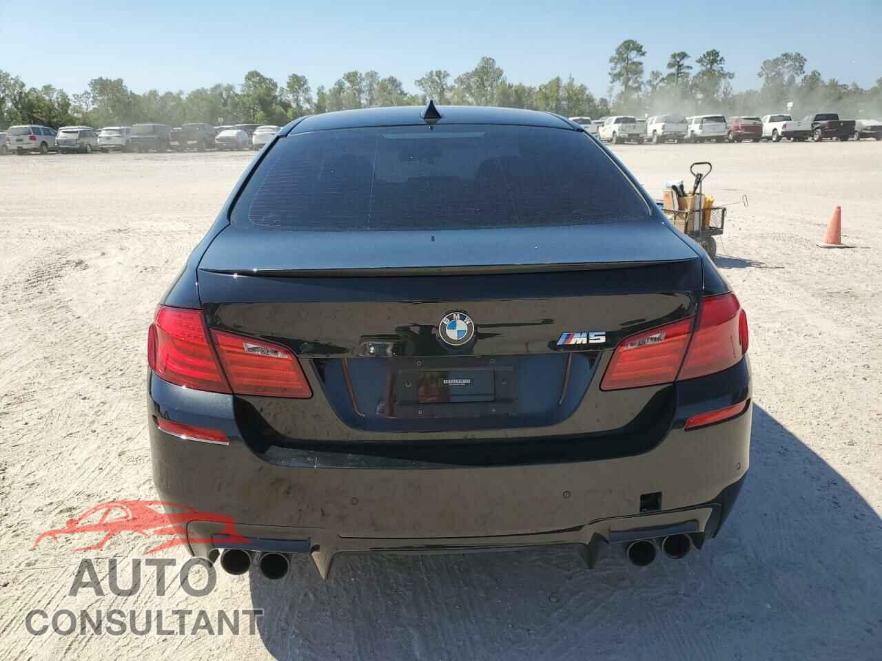 BMW M5 2013 - WBSFV9C59DC772629