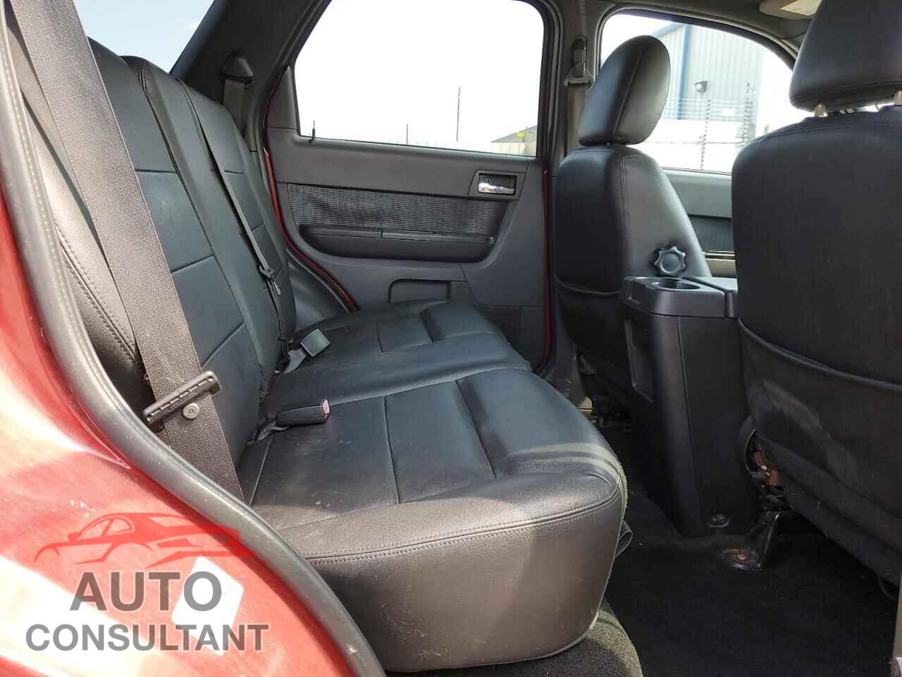FORD ESCAPE 2011 - 1FMCU0EG6BKC05803