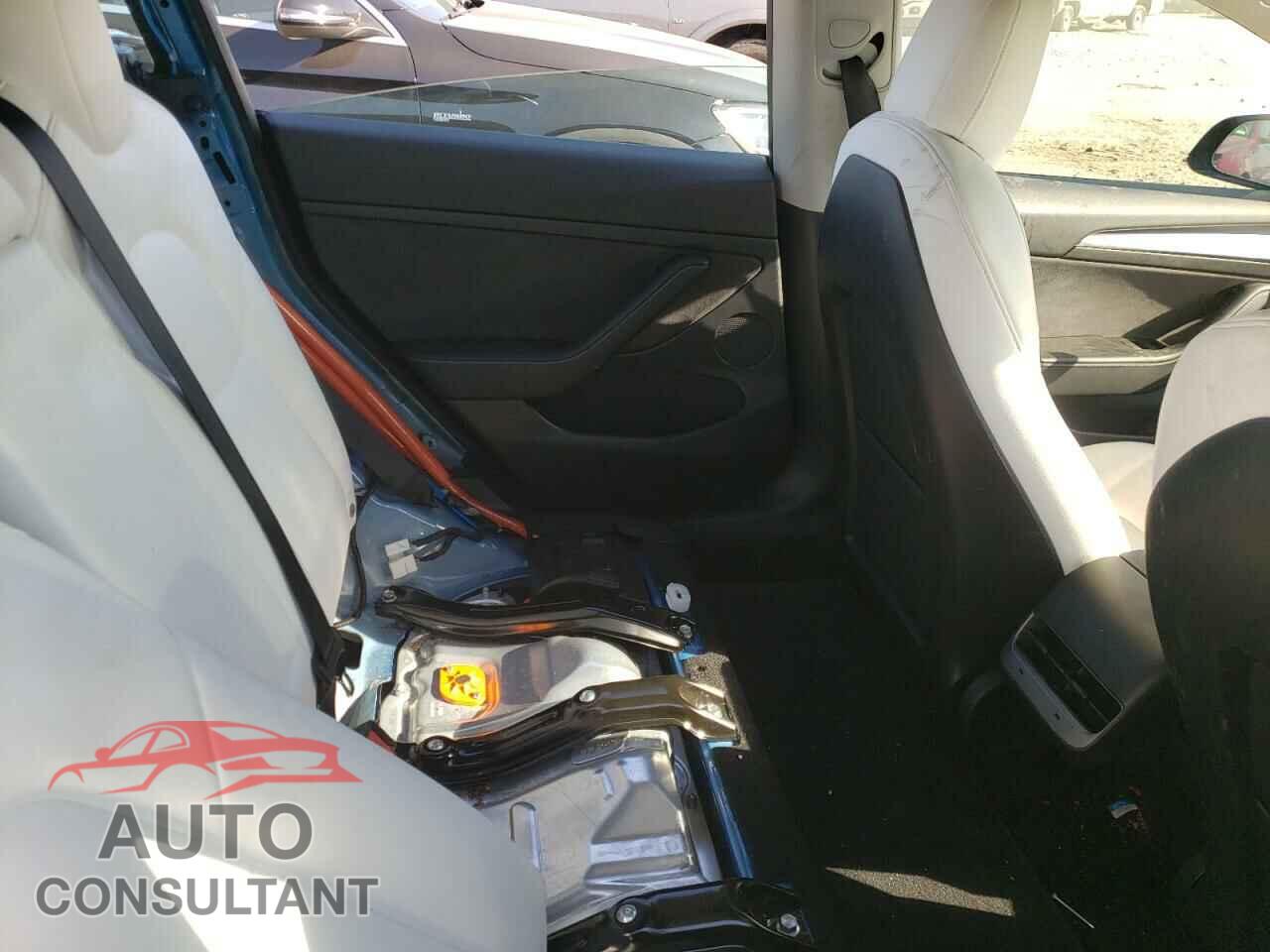 TESLA MODEL 3 2022 - 5YJ3E1EB0NF115205