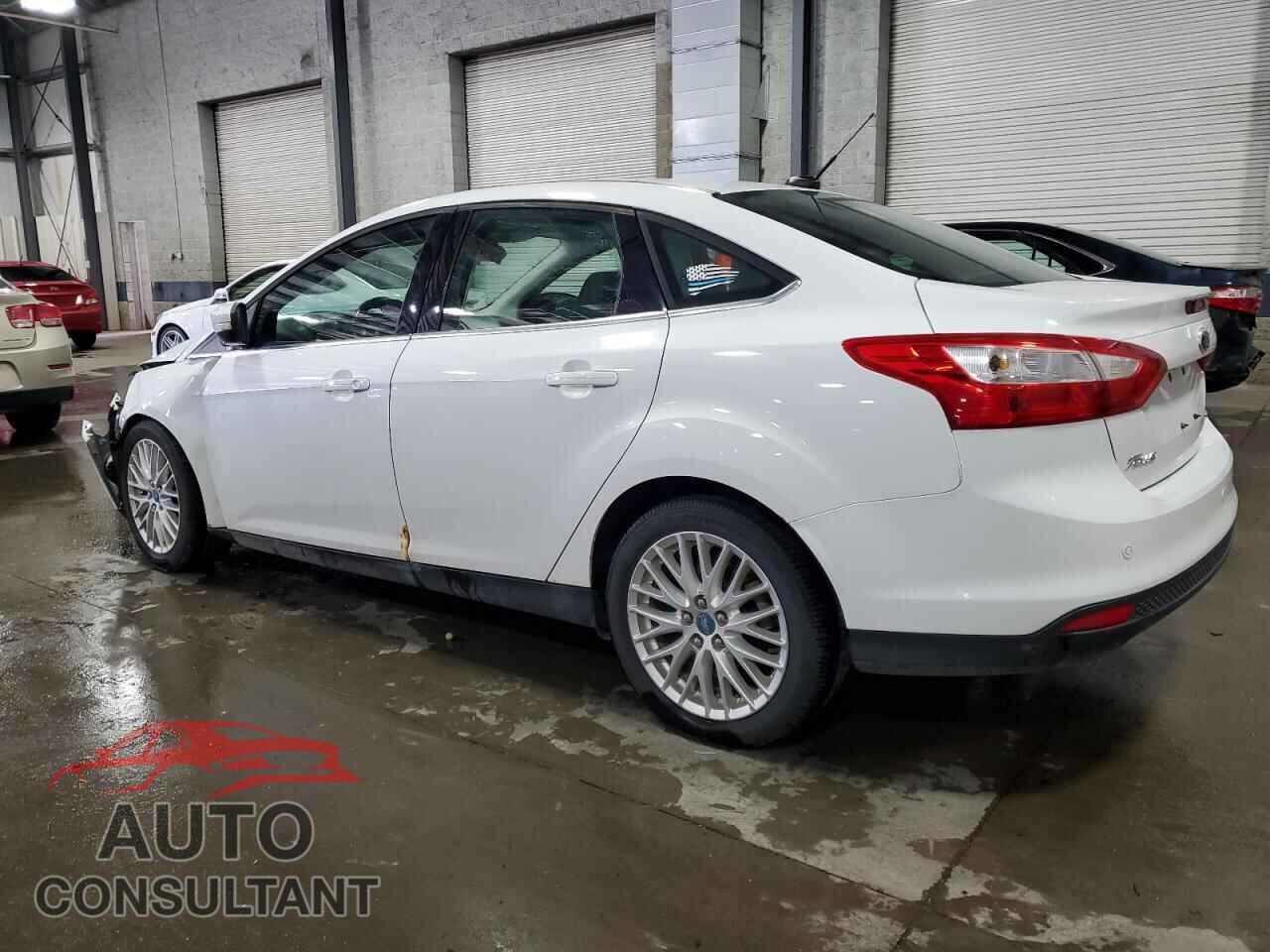 FORD FOCUS 2012 - 1FAHP3H29CL184871