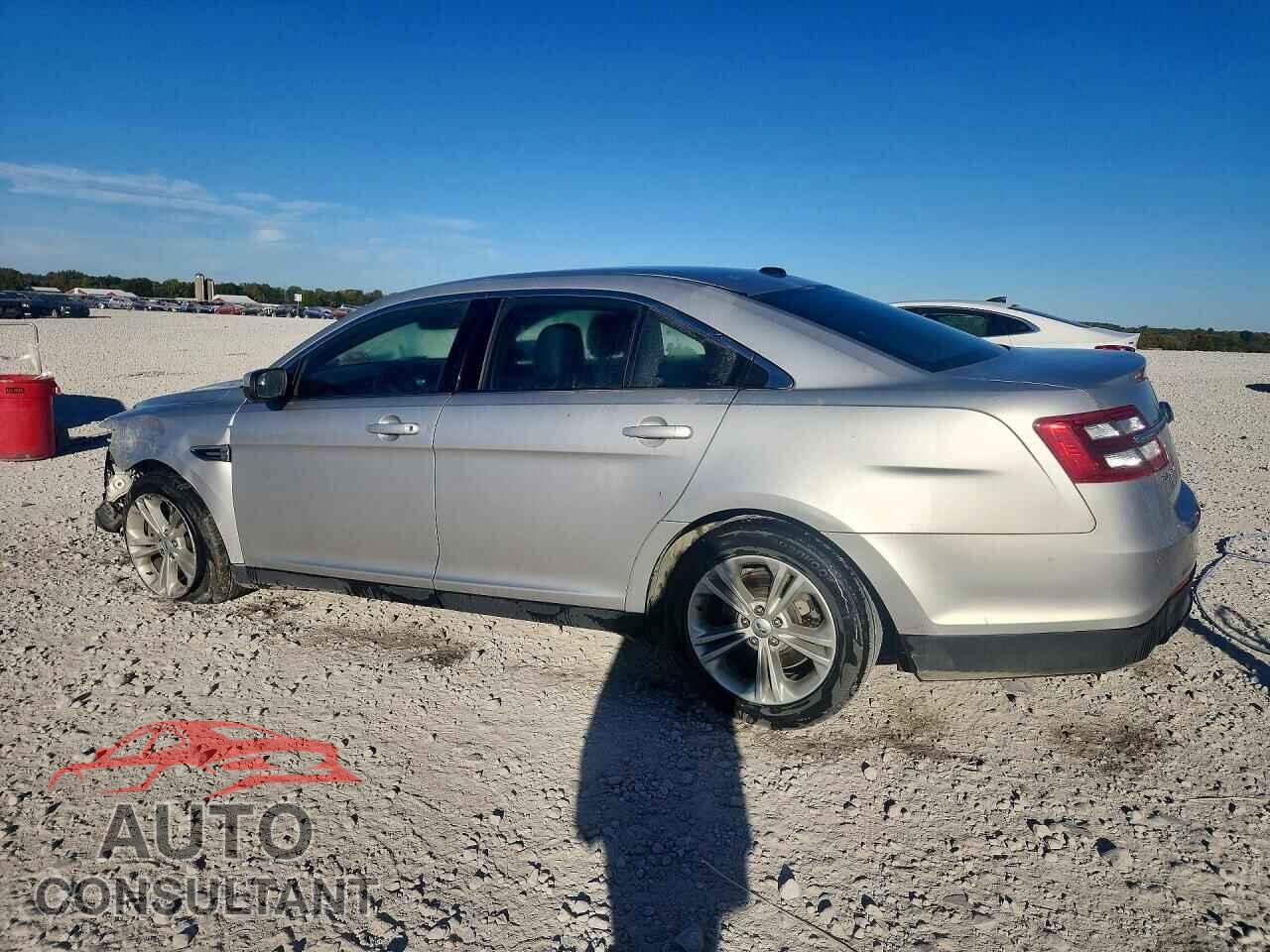 FORD TAURUS 2015 - 1FAHP2E8XFG209535