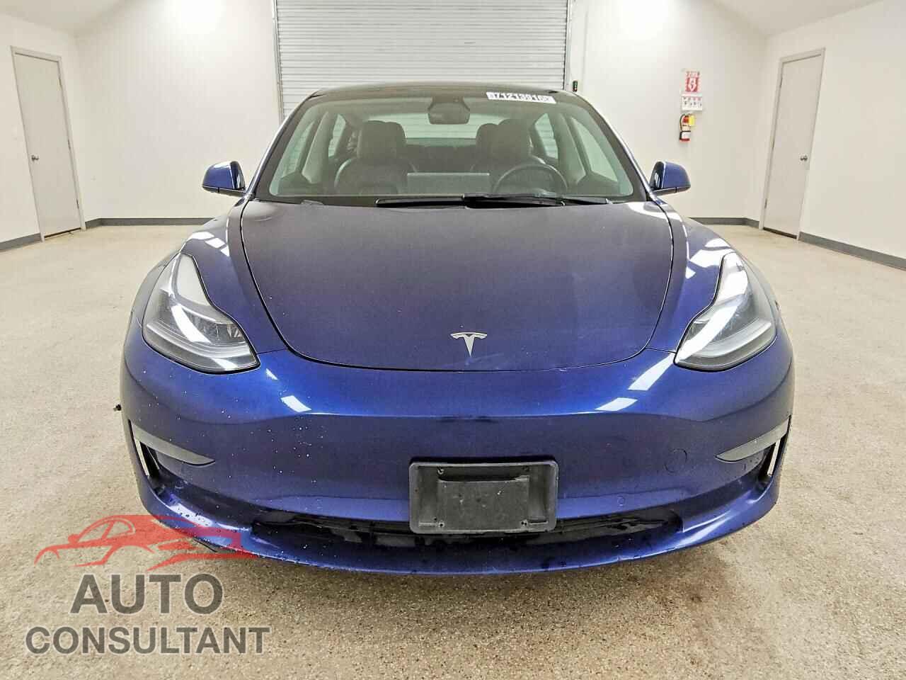 TESLA MODEL 3 2022 - 5YJ3E1EA0NF304220