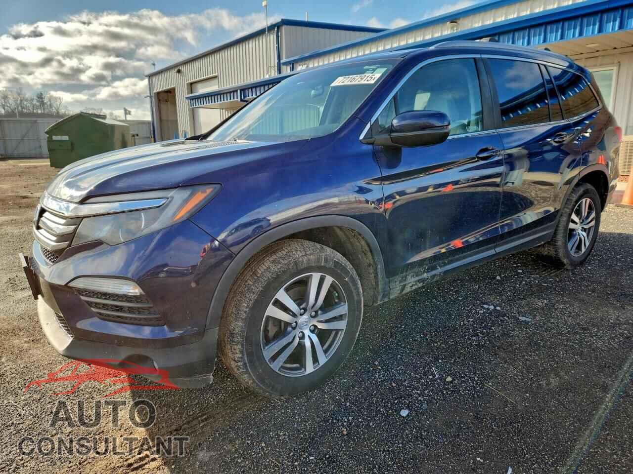 HONDA PILOT 2017 - 5FNYF6H38HB101030