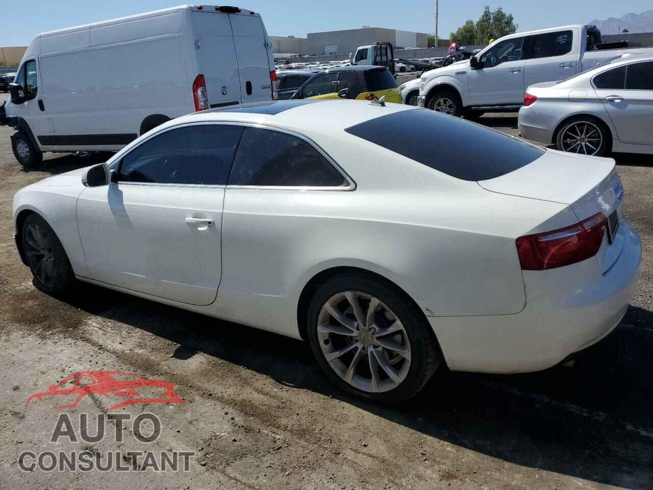 AUDI A5 2013 - WAUCFAFR4DA037492