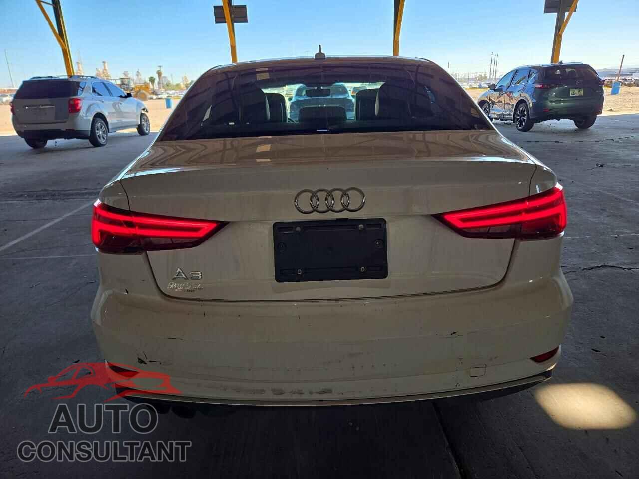 AUDI A3 2018 - WAUAUGFF1J1053621