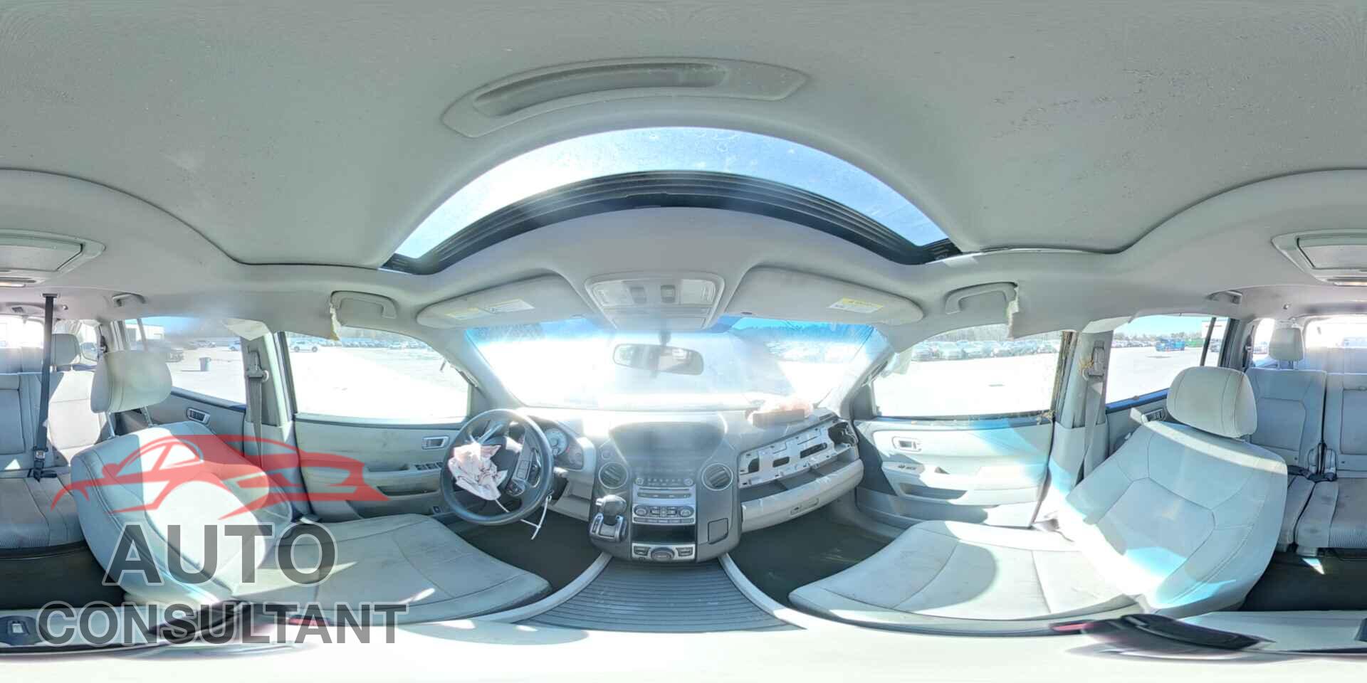 HONDA PILOT 2015 - 5FNYF3H33FB034591