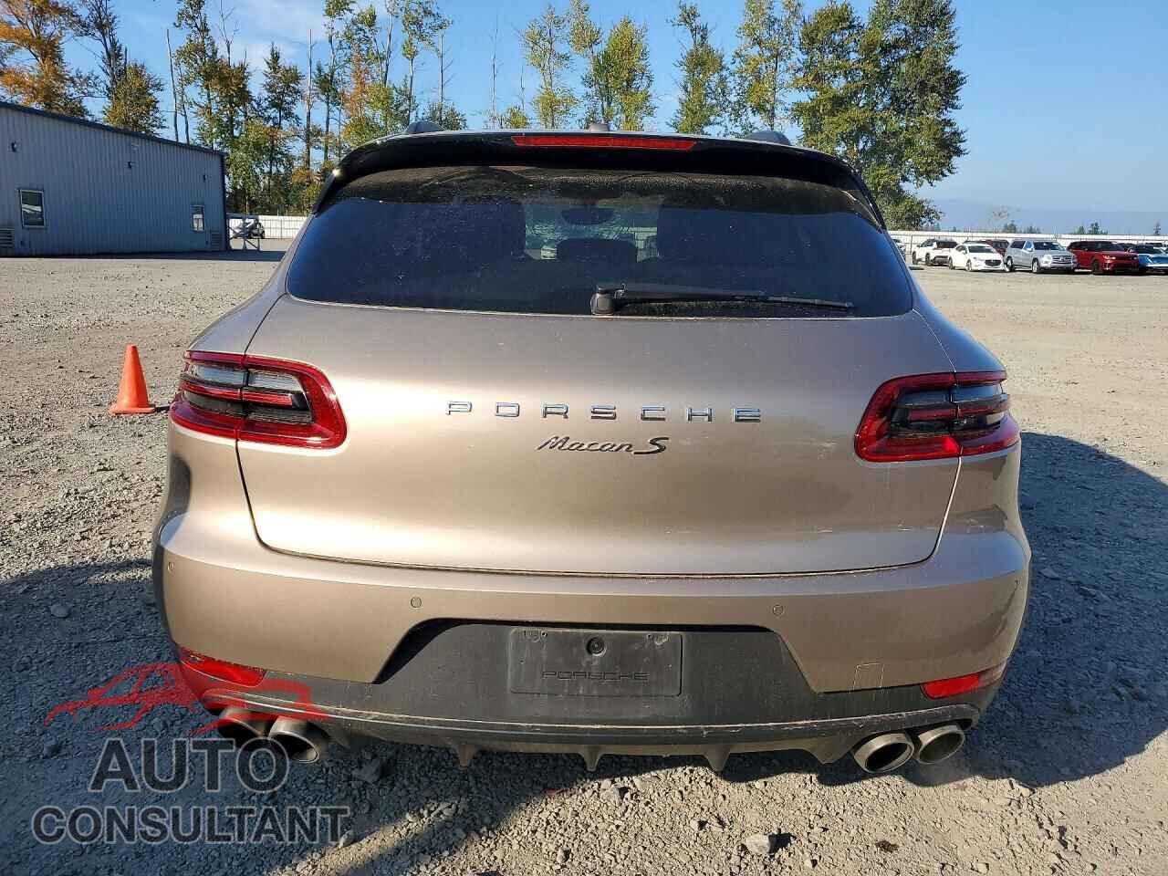 PORSCHE MACAN 2016 - WP1AB2A55GLB56210