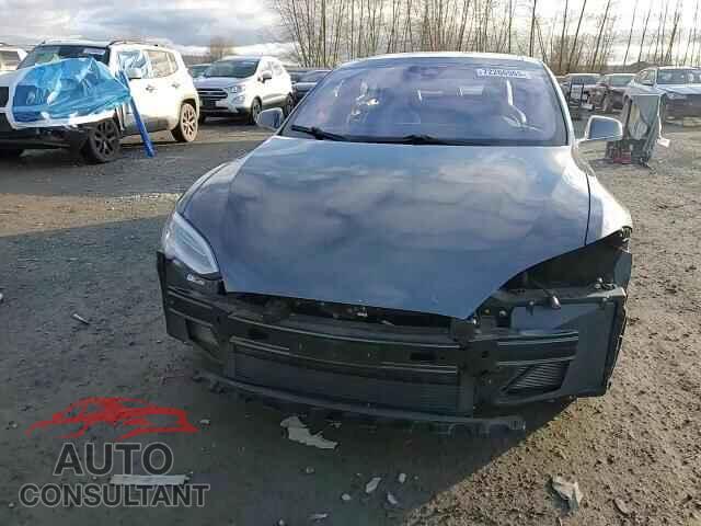 TESLA MODEL S 2016 - 5YJSA1E2XGF143684