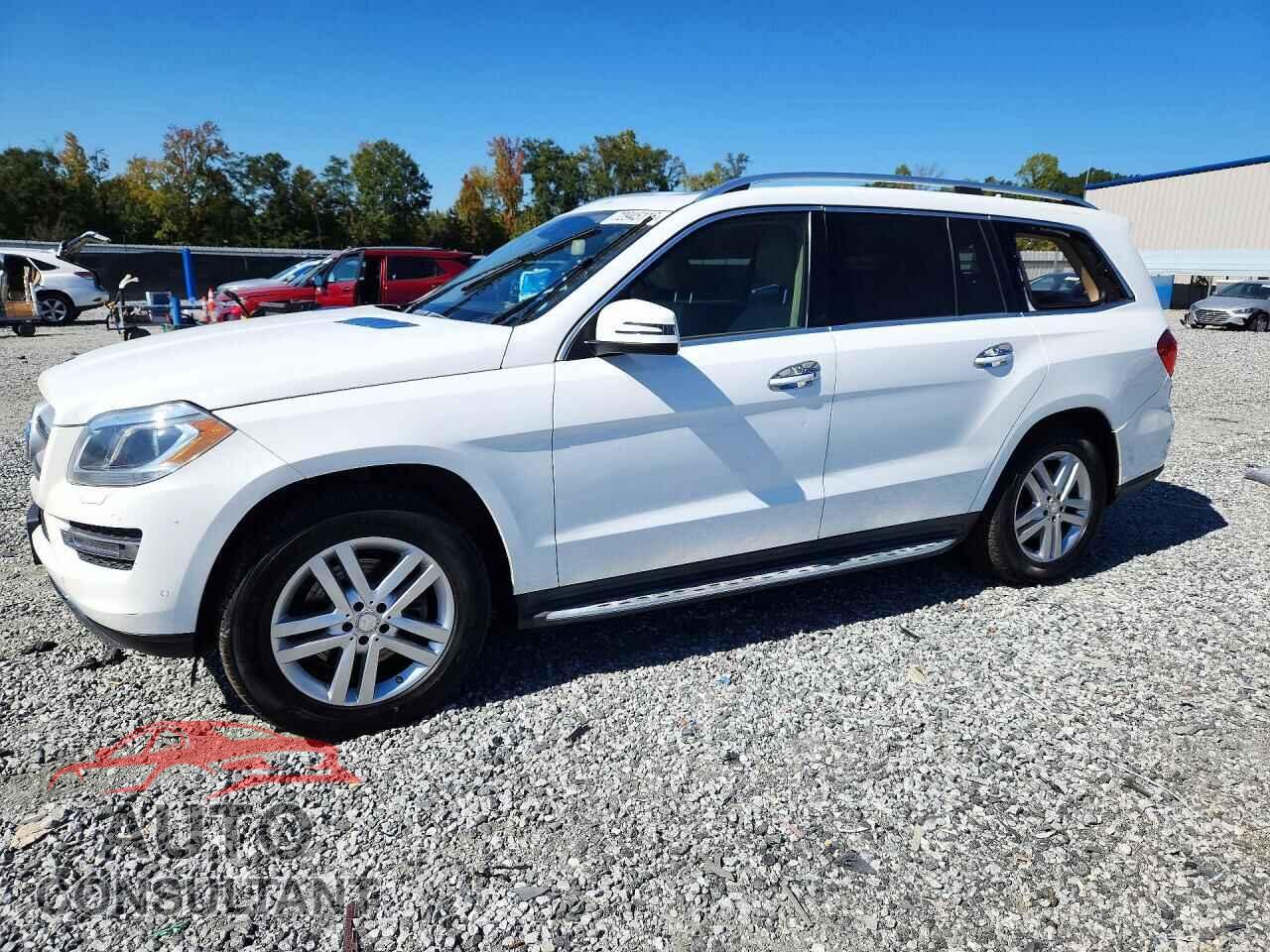 MERCEDES-BENZ GL-CLASS 2015 - 4JGDF6EE5FA601460