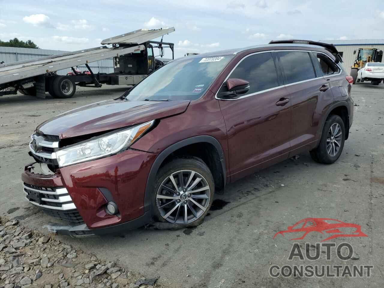 TOYOTA HIGHLANDER 2018 - 5TDJZRFH9JS487158