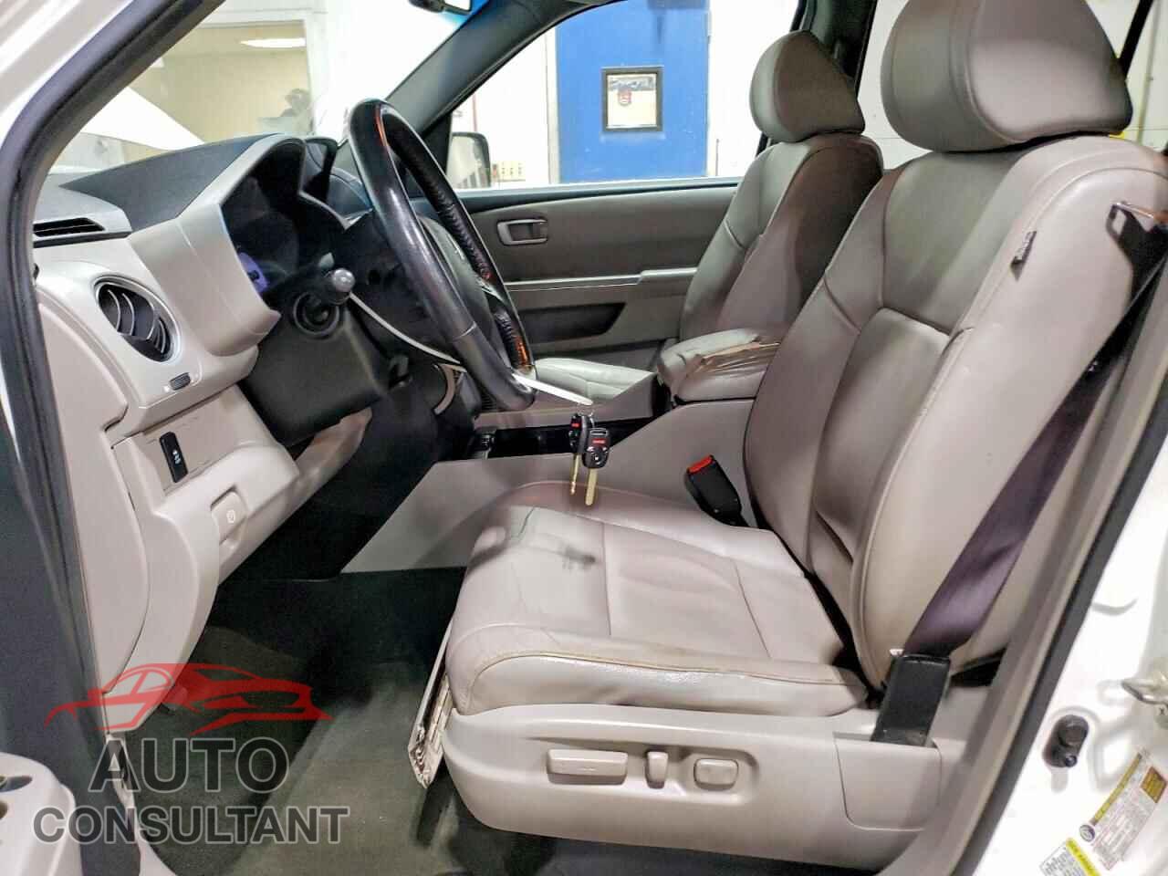 HONDA PILOT 2013 - 5FNYF4H54DB060301