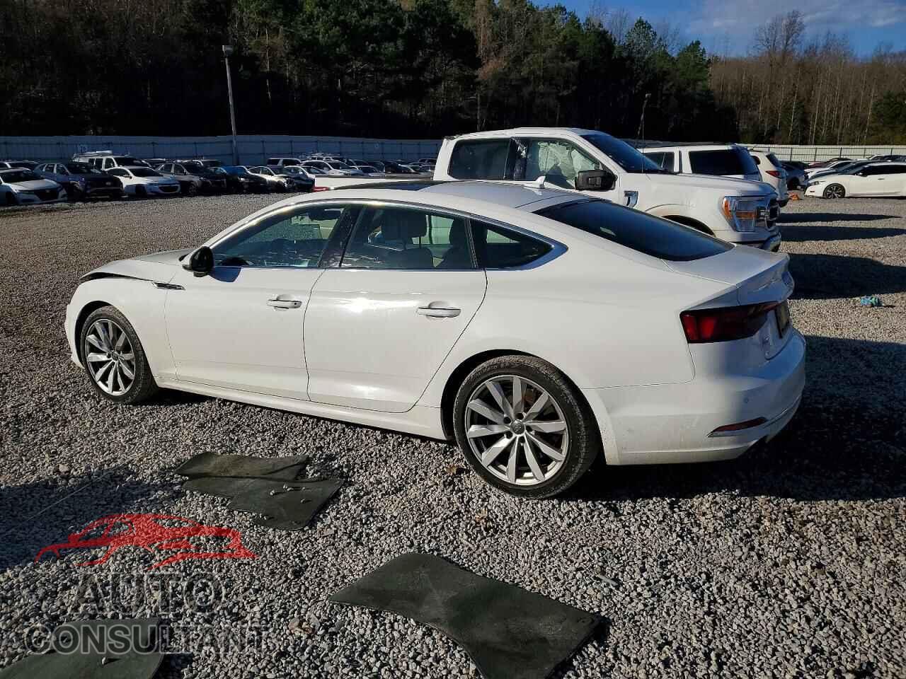 AUDI A5 2018 - WAUBNCF59JA030542