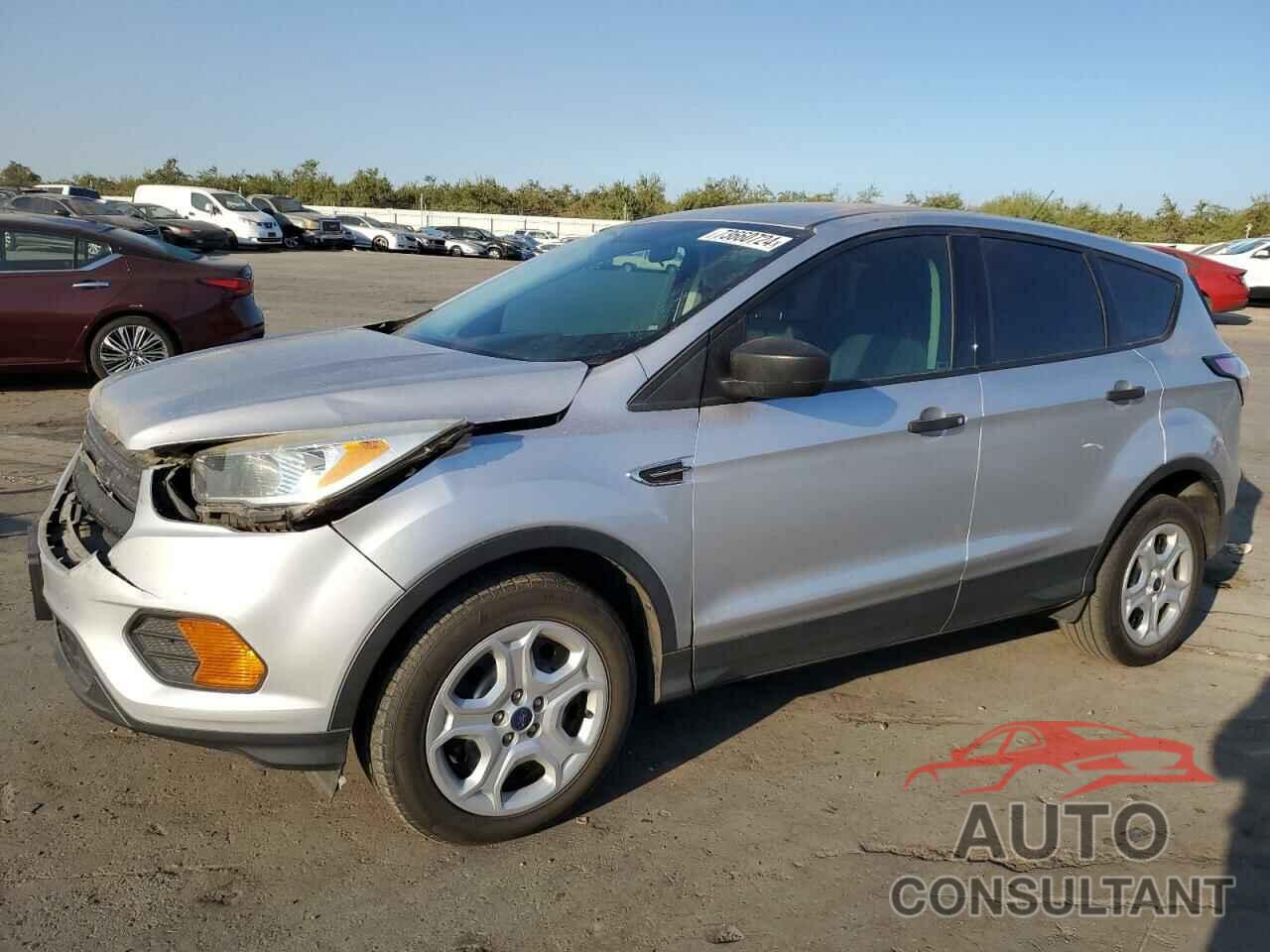 FORD ESCAPE 2017 - 1FMCU0F77HUC02680